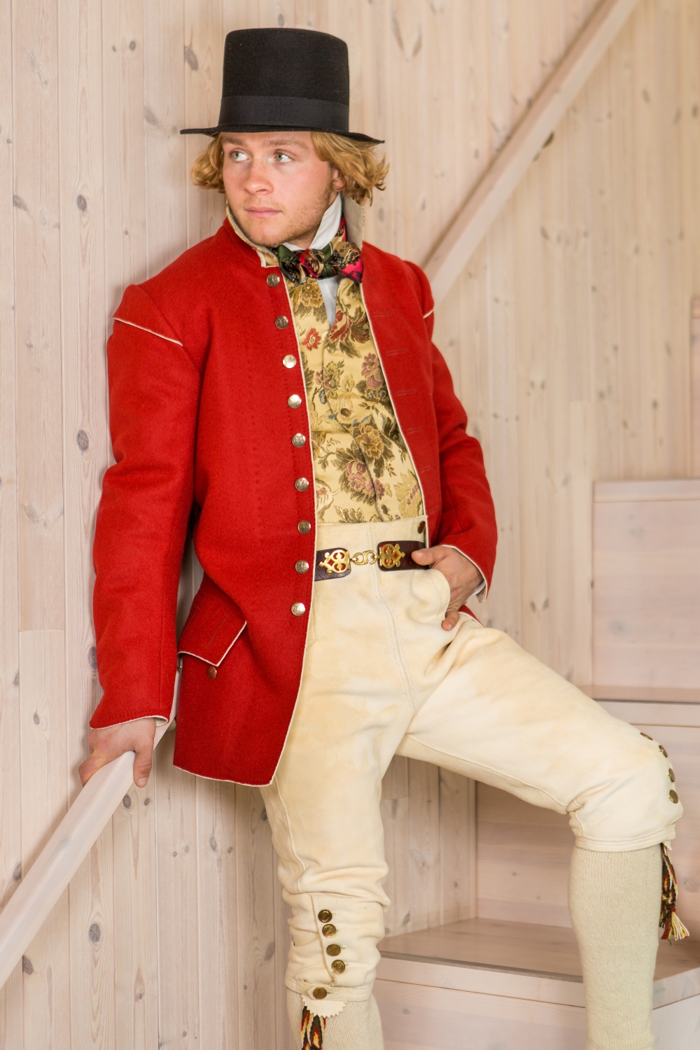 A men's bunad